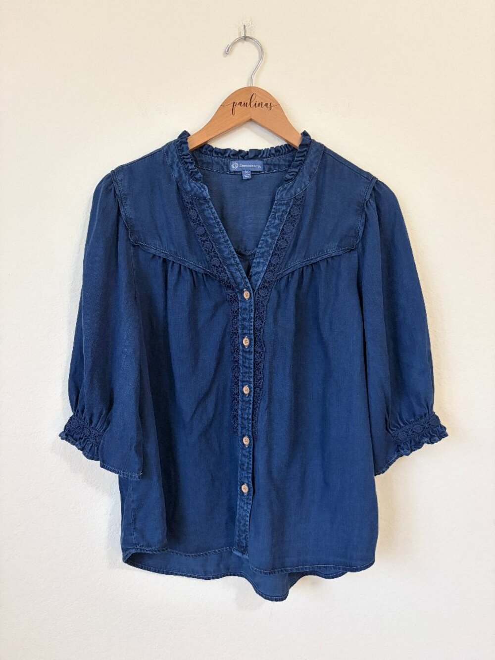 Democracy Top Womens Medium Dark Blue Denim Chambray Lace Trim Boho Blouse M